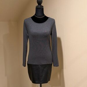 Banana Republic Charcoal Scoop Neck Long-Sleeve Top